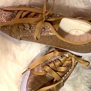 Jack Rogers gold glitter sneakers✨